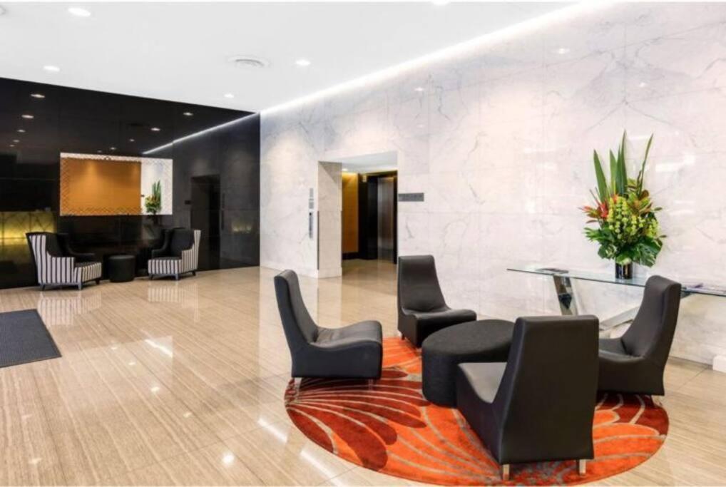 Prime Location View Meriton Soleil Apartment Brisbane