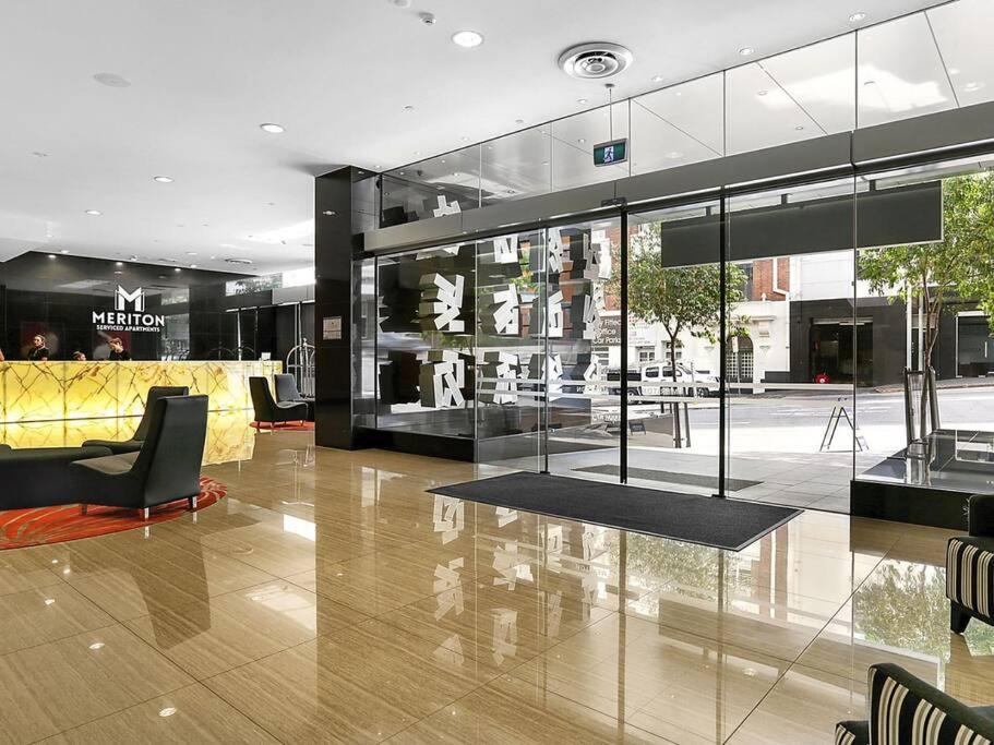 Prime Location View Meriton Soleil * Brisbane