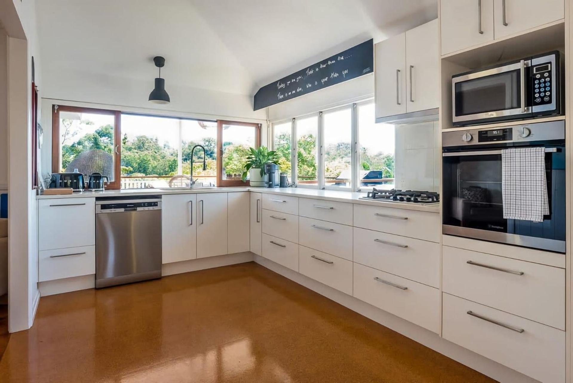 Homely Hideaway Bardon * Brisbane