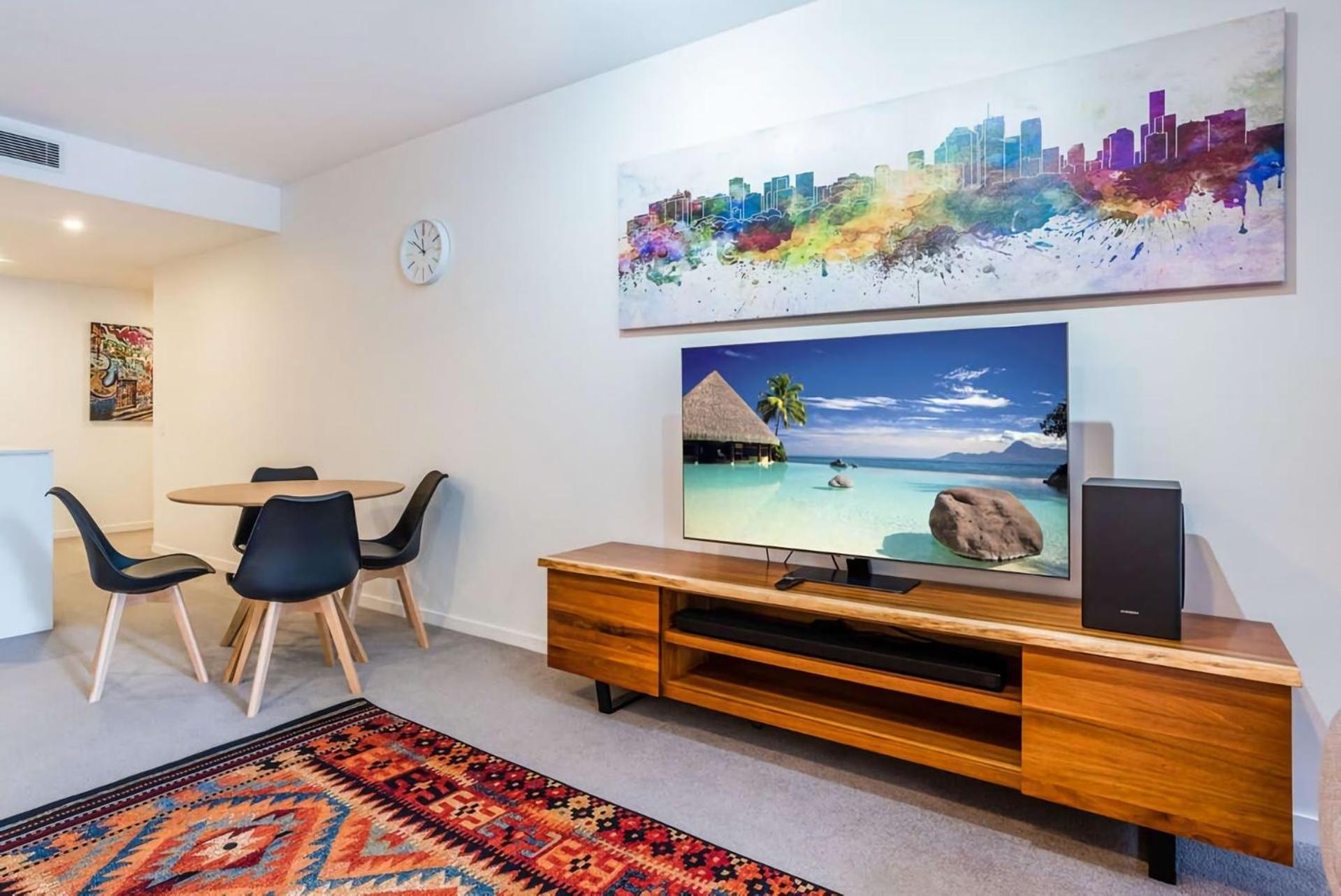 Stylish Inner Oasis W Pool Rooftop Terrace