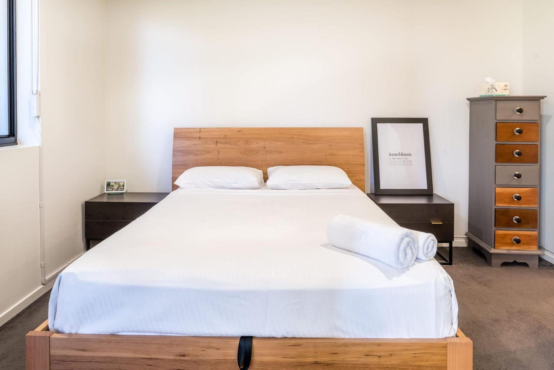 Apartment Hanlon Park Escape 250m To Stones Corner Village *