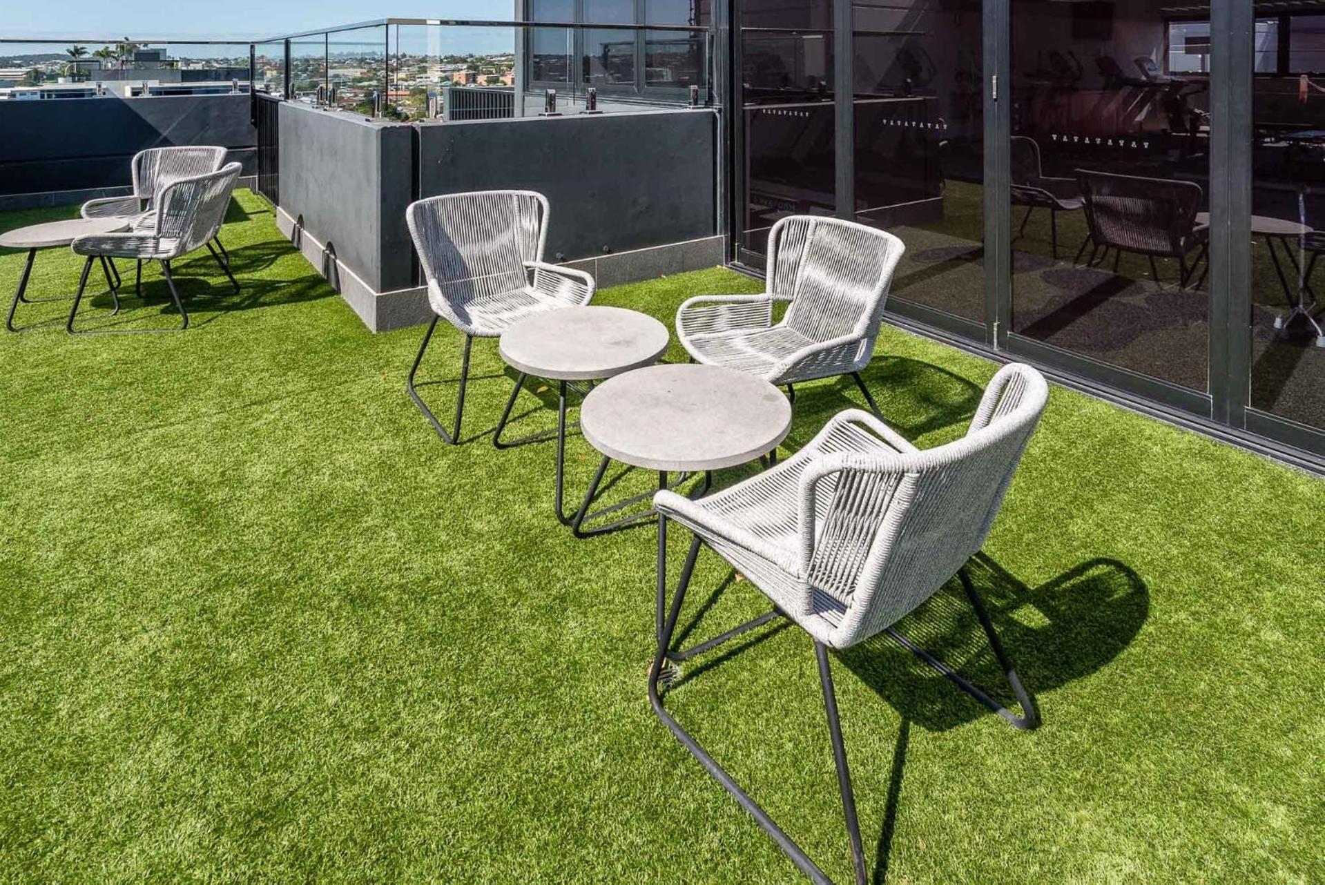 Hanlon Park Escape 250m To Stones Corner Village Brisbane