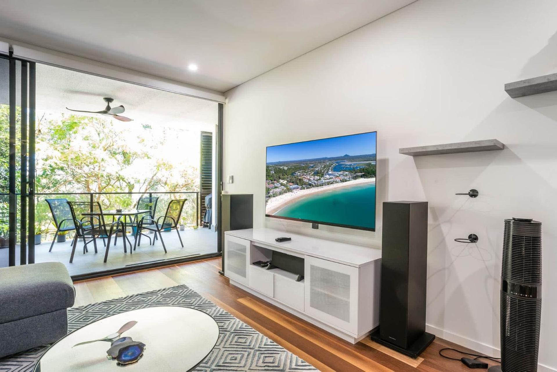 Hanlon Park Escape 250m To Stones Corner Village Apartment Brisbane