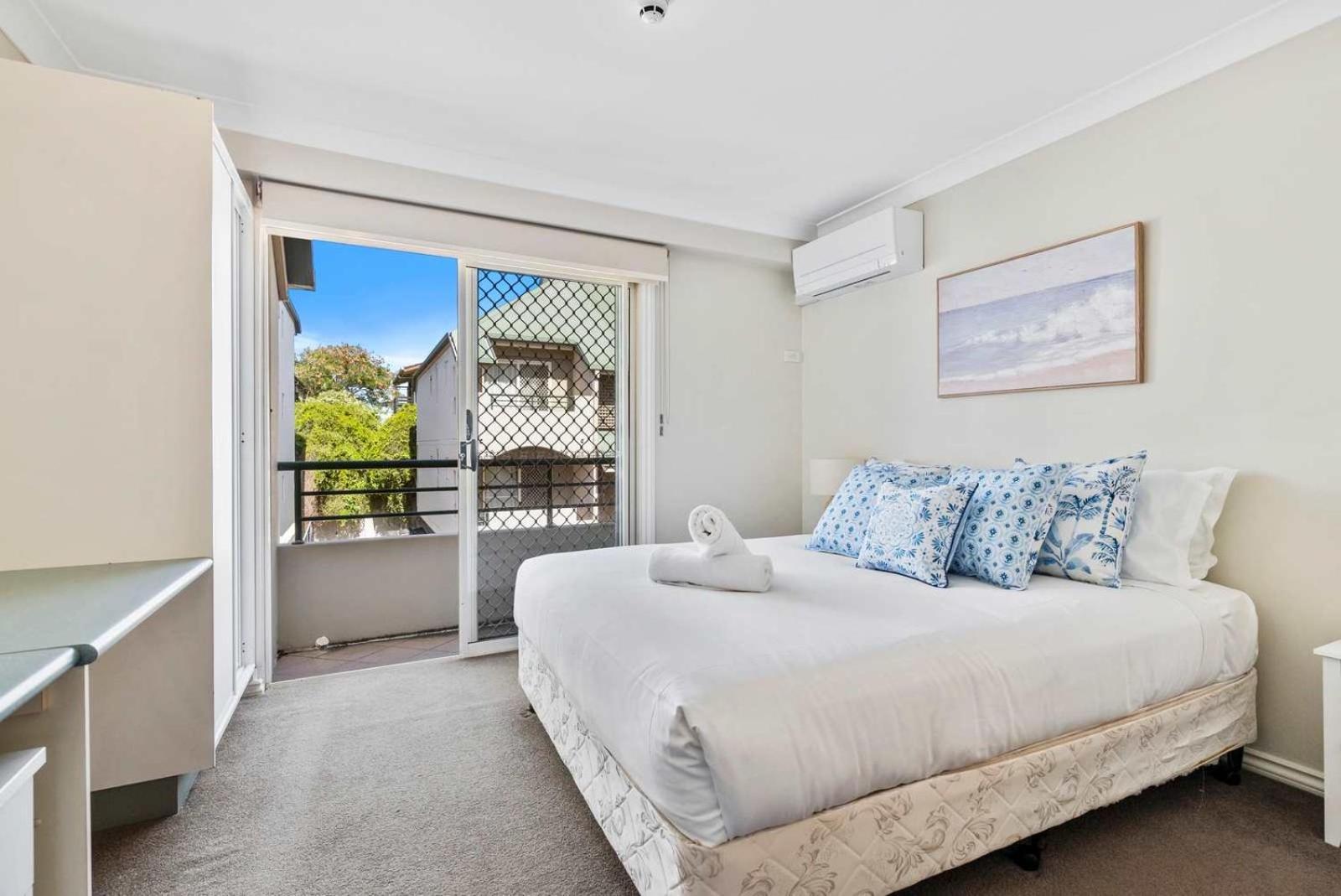 1-bedroom Haven In The Heart Of South Apartment