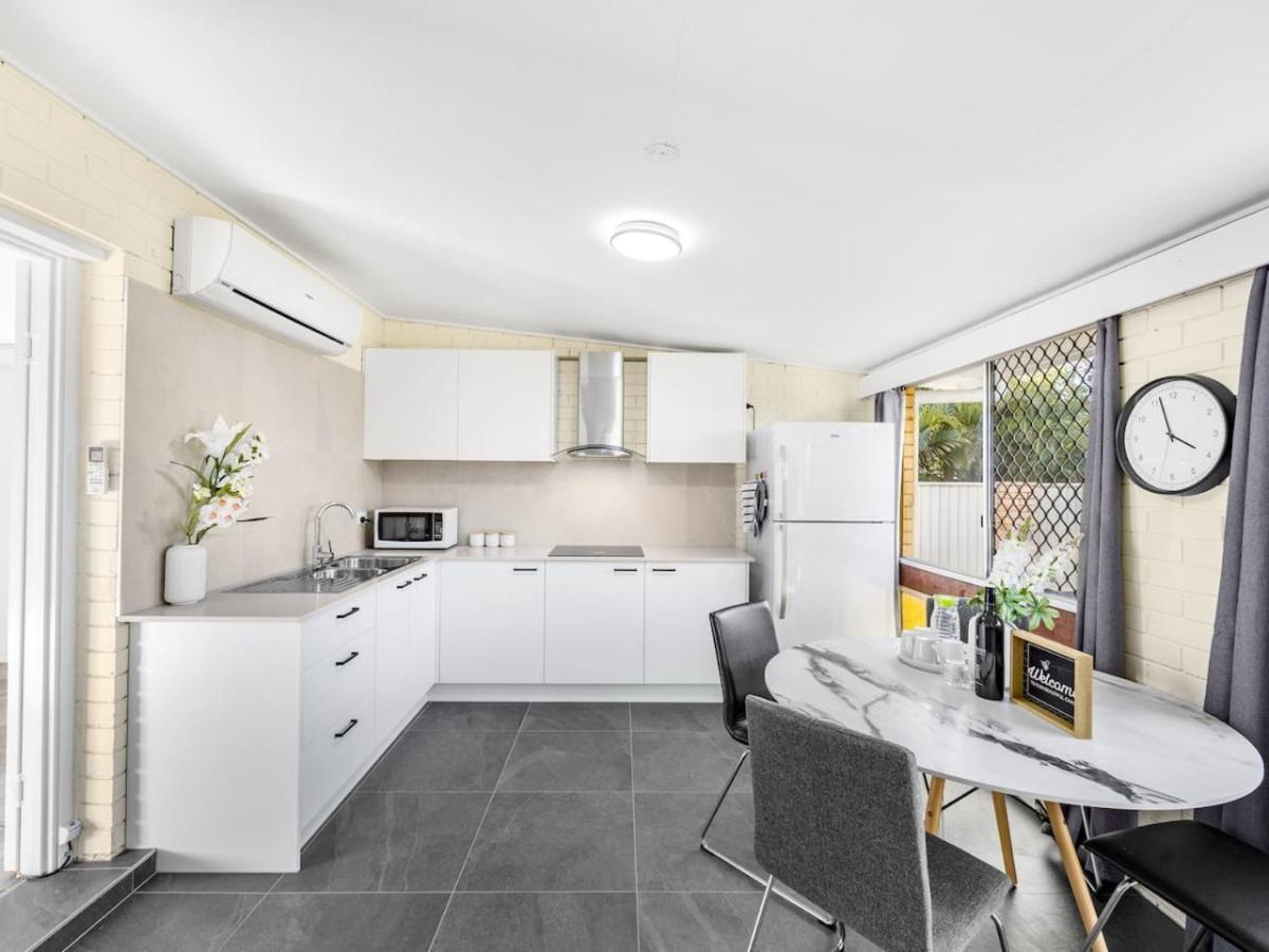 Holiday home Lovely 2b2b Affordable Price Sunnybank Cbd