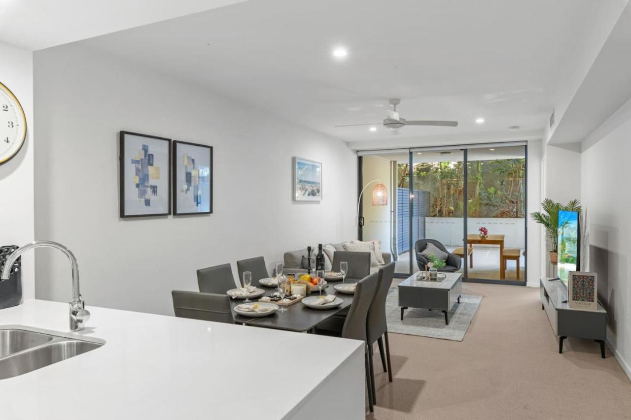 Modern 2b2b Only 10mins To Airport N Southbank Apartment