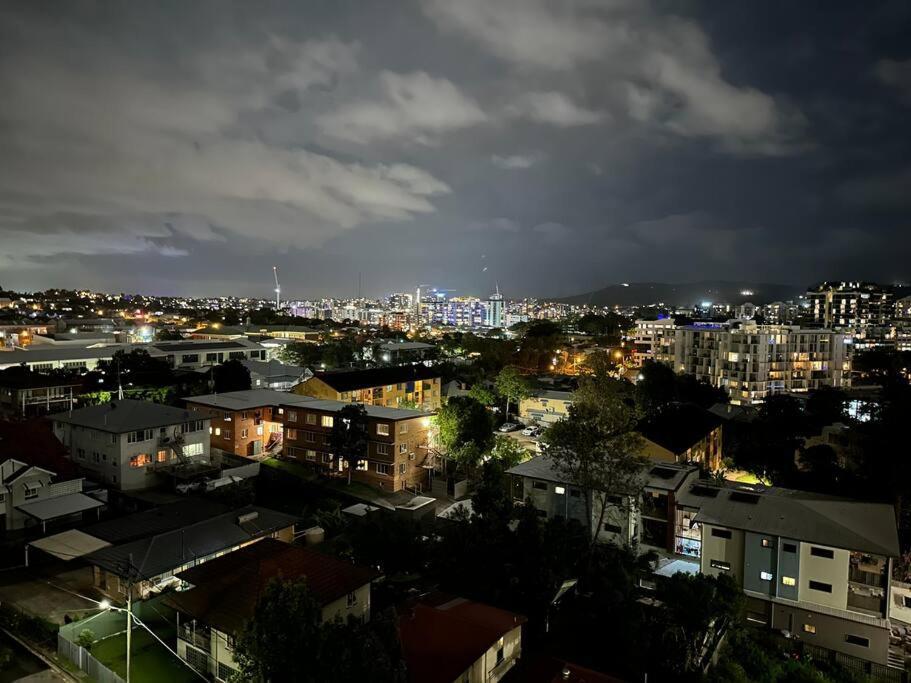 Apartamento West End Boutique - Private 2 Bedroom 2 Bathroom Near South & Bne City *
