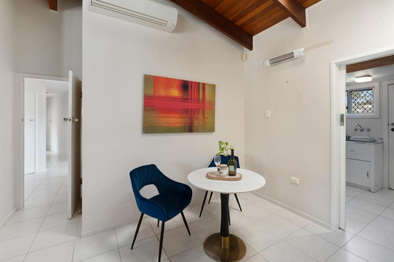 Holiday home Charming 4br House W Pool And Parking Near Sunnybank