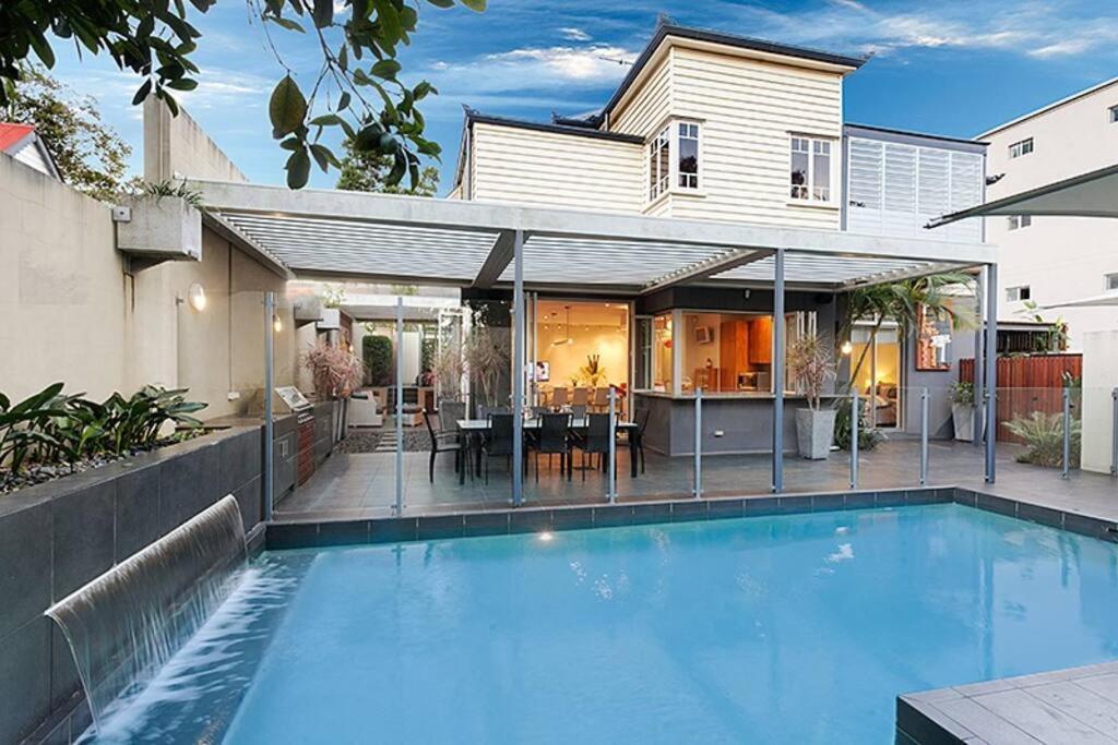 Holiday home Lambert House Lower & Middle Levels *