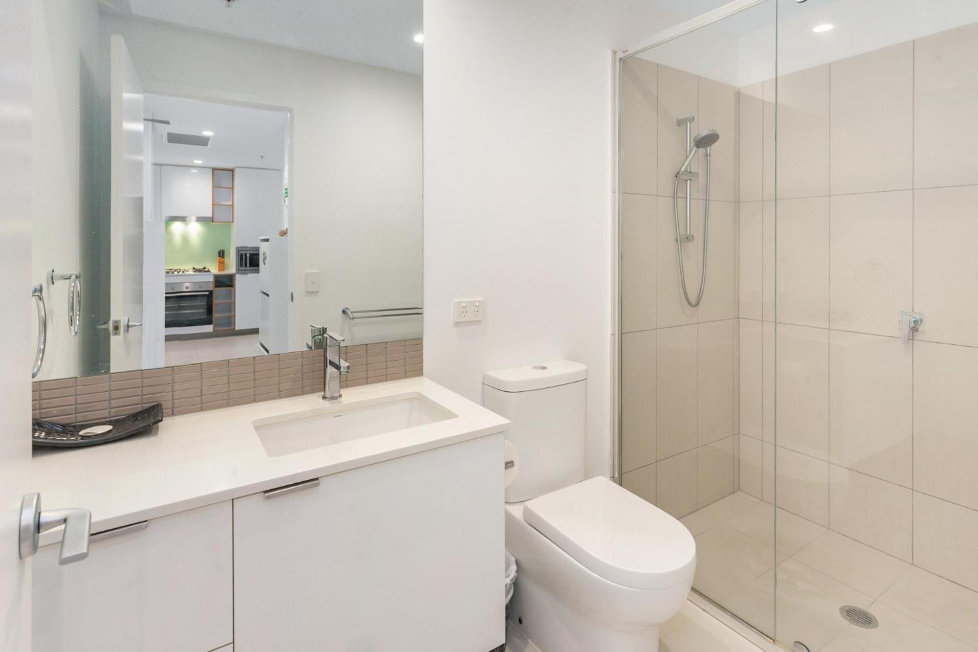 Beautiful Unit With Gym And Pool Near Museums