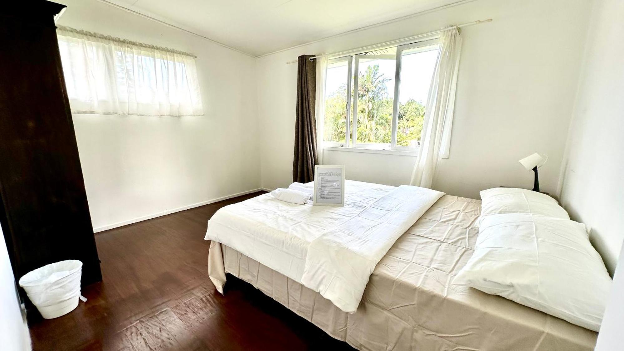 Comfortable Bne Holiday home *
