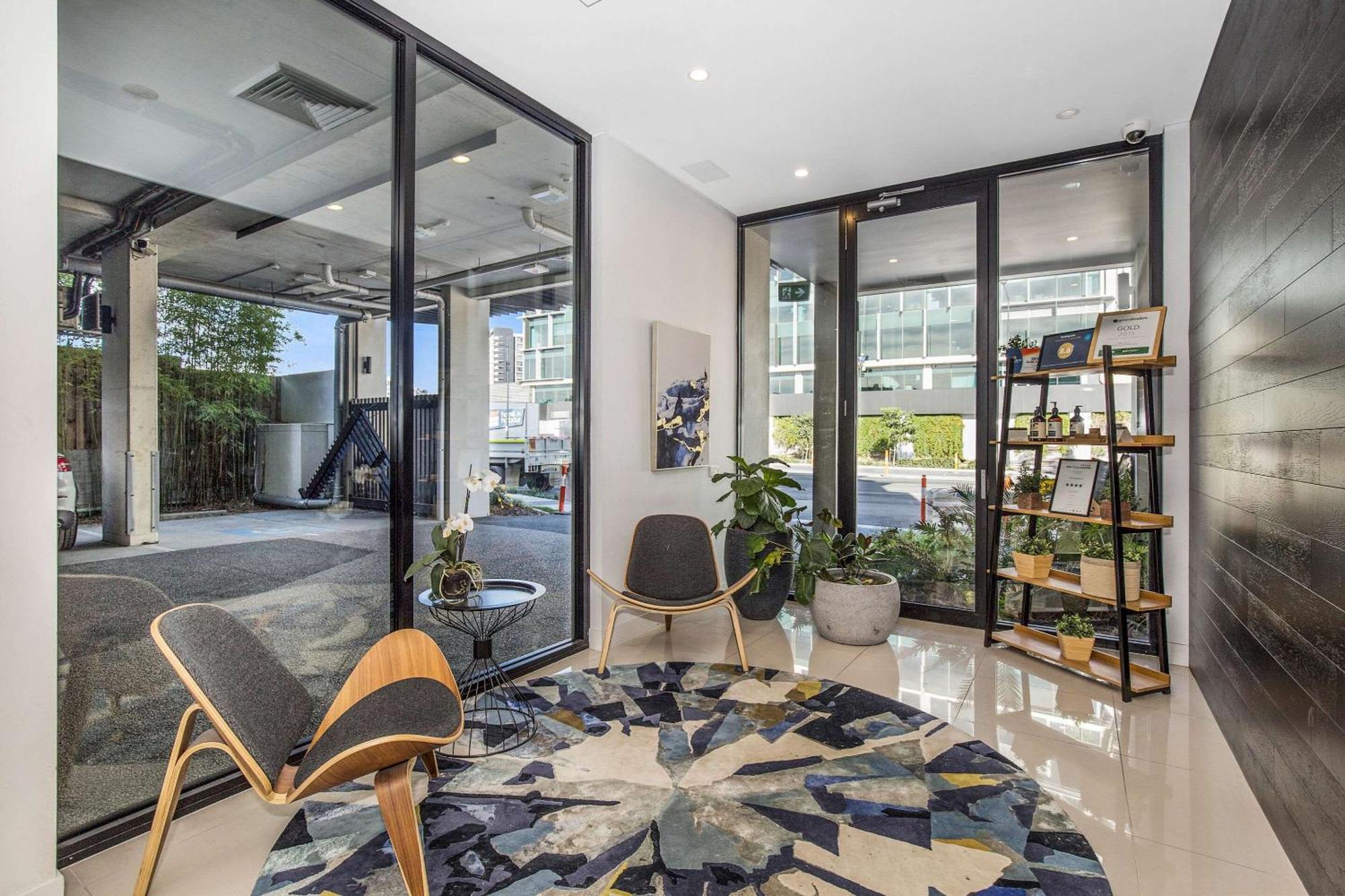 The Kingsford Airport, Ascend Collection Brisbane