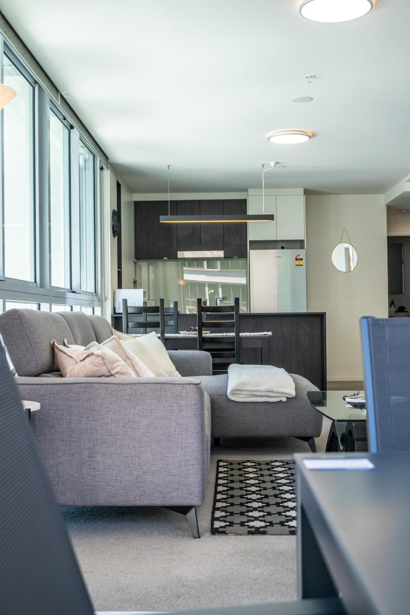 Skyring Newstead Apartment