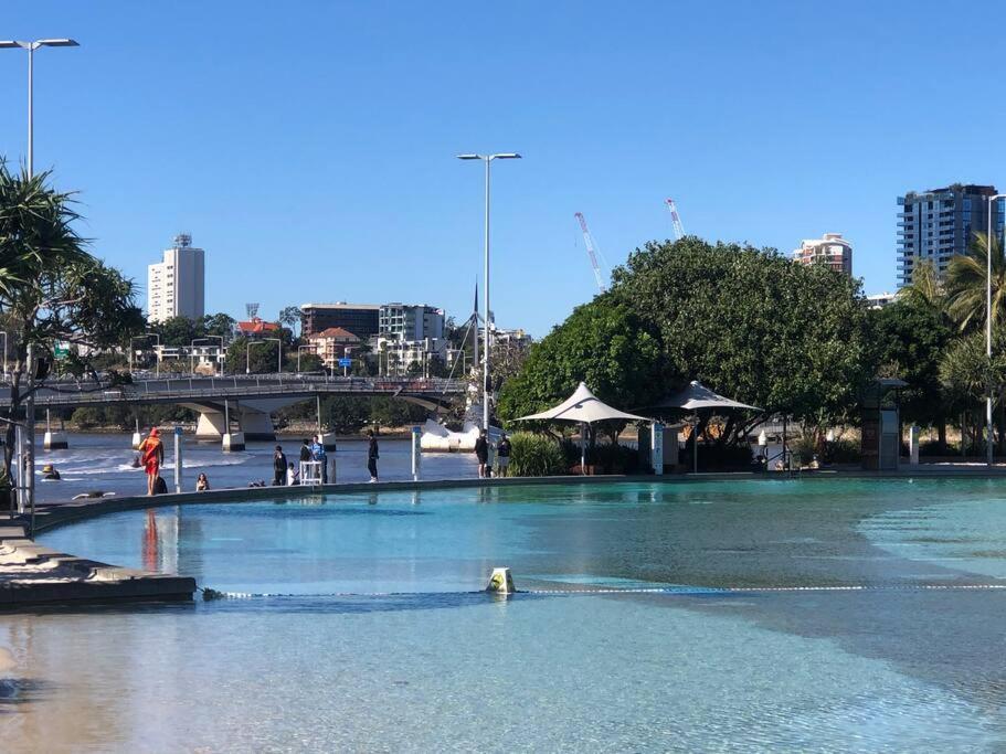 Lovely Free Parking Apartamento Brisbane