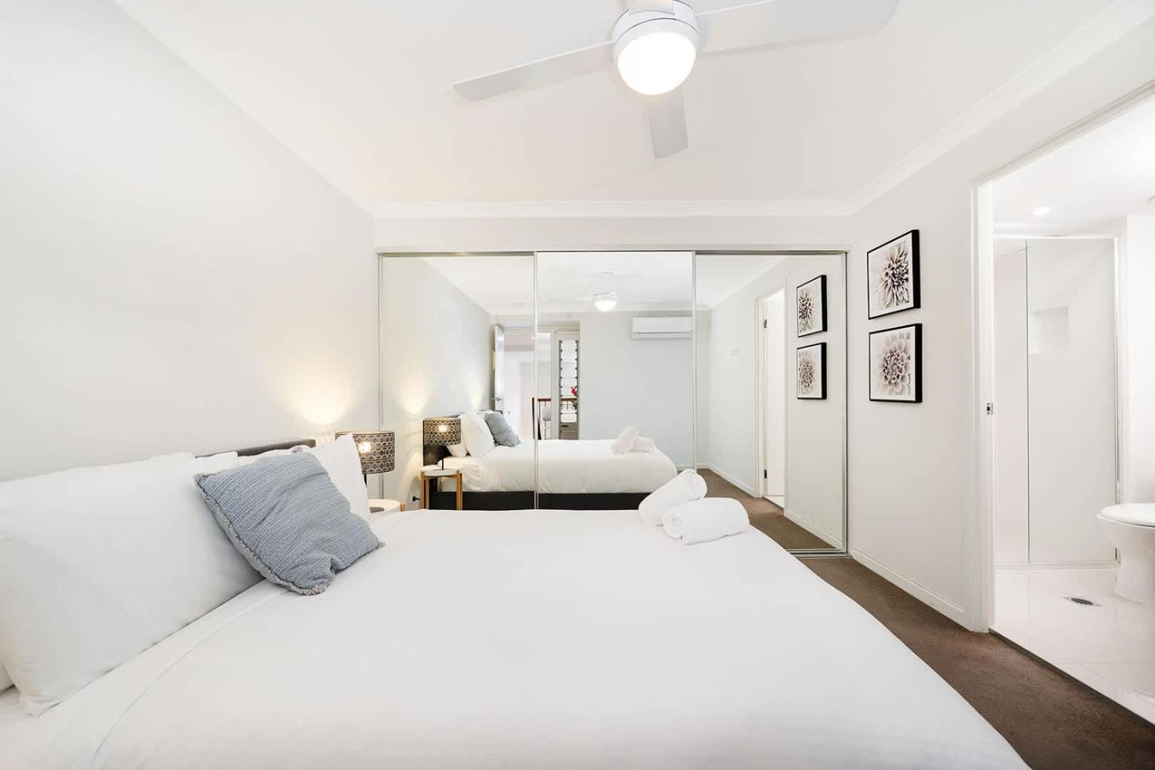 Casa de férias Huge Family Townhouse 3 Bathrooms 5km To