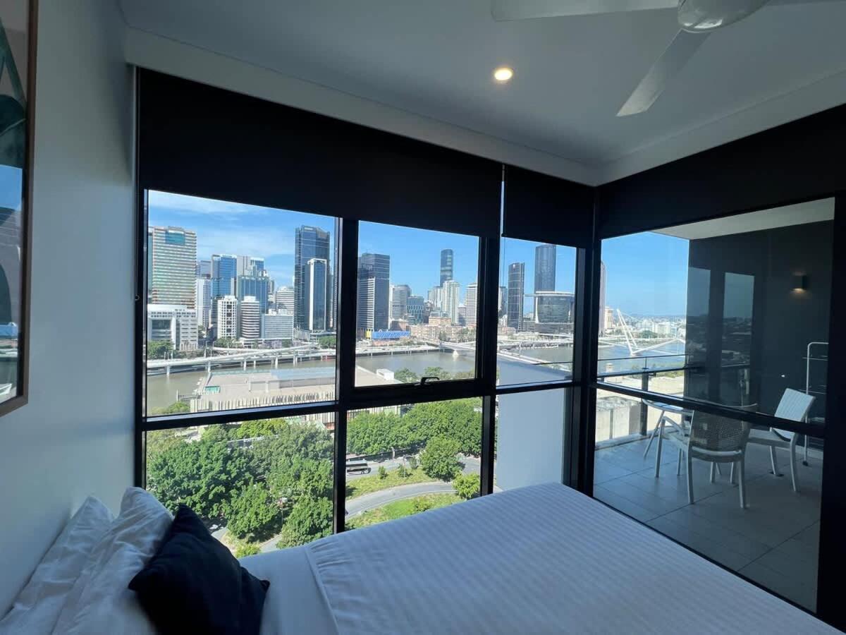 Spectacular Southbank View Apartment *