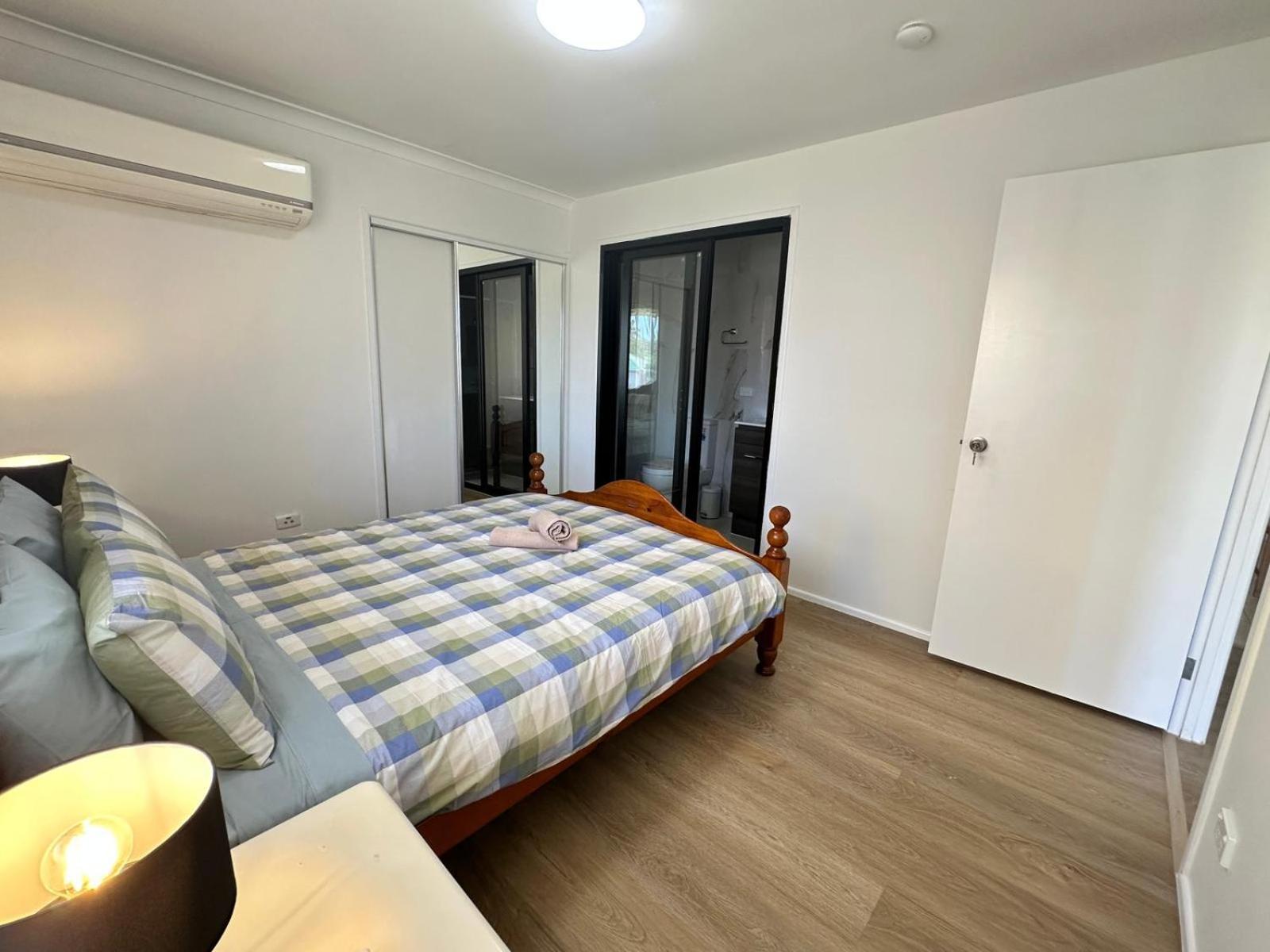 3br Cozy Sunnybank Hills Apartment