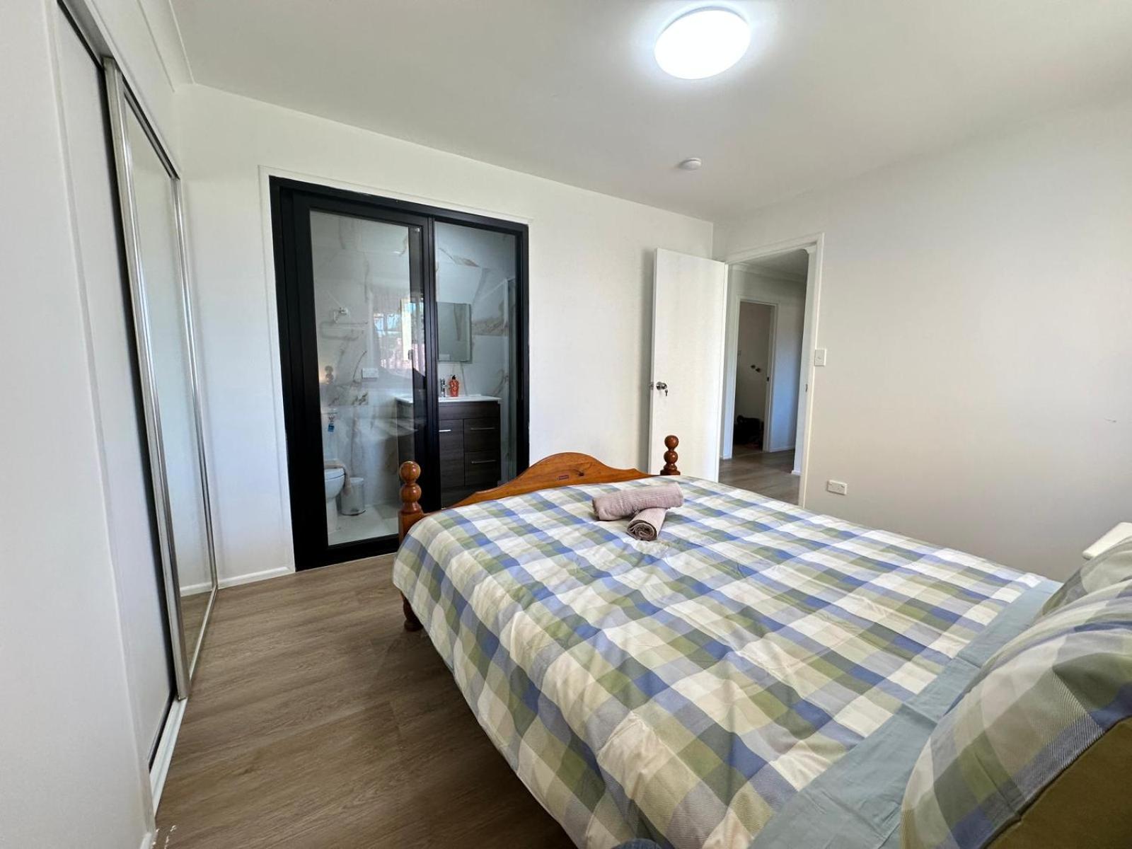 3br Cozy Sunnybank Hills Apartment