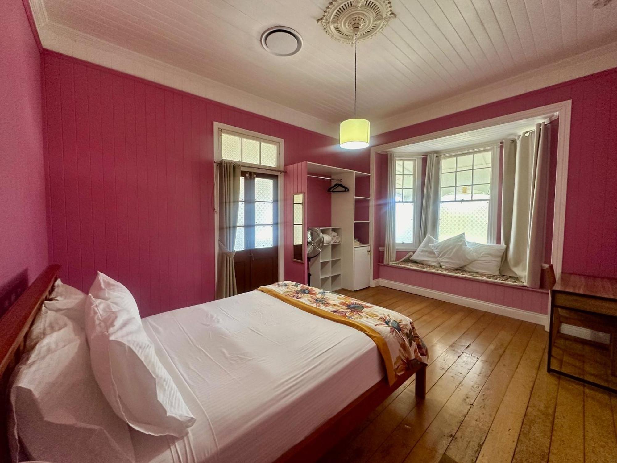 Minto Hostel *