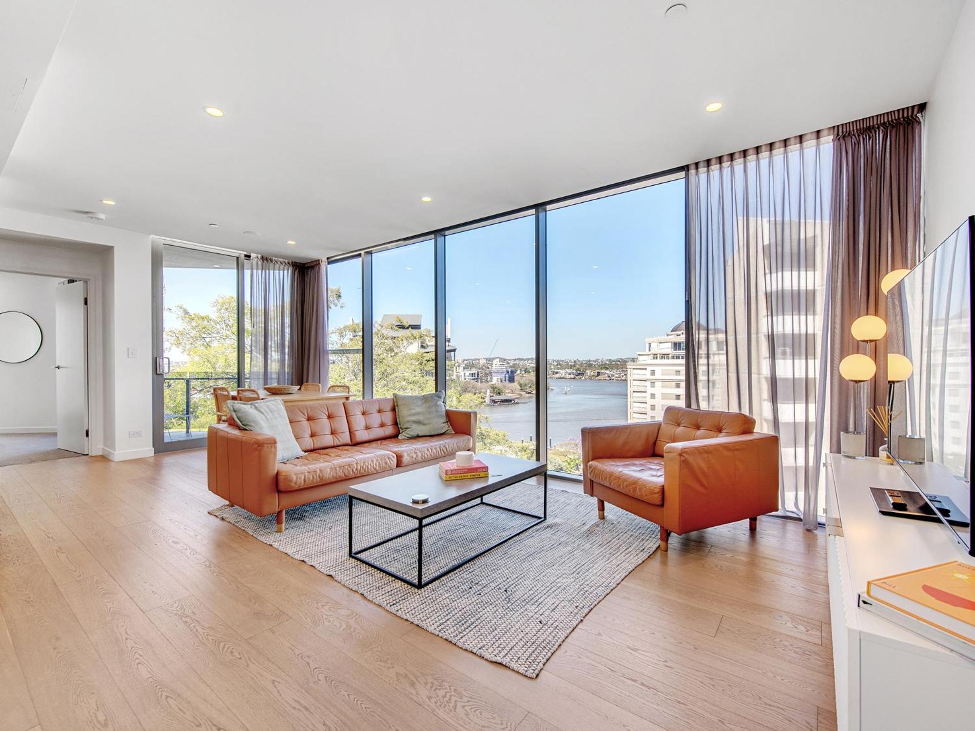 Apartment Lovely 2 Bedroom Executive