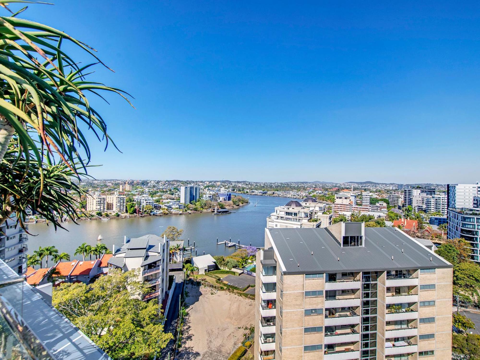 Apartment Lovely 2 Bedroom Executive Brisbane