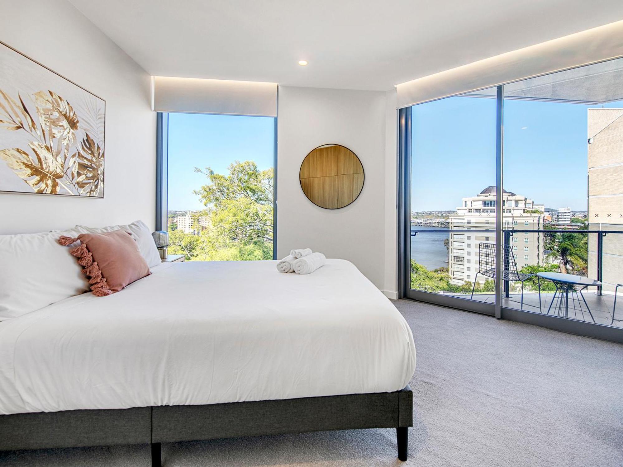 Lovely 2 Bedroom Executive Brisbane