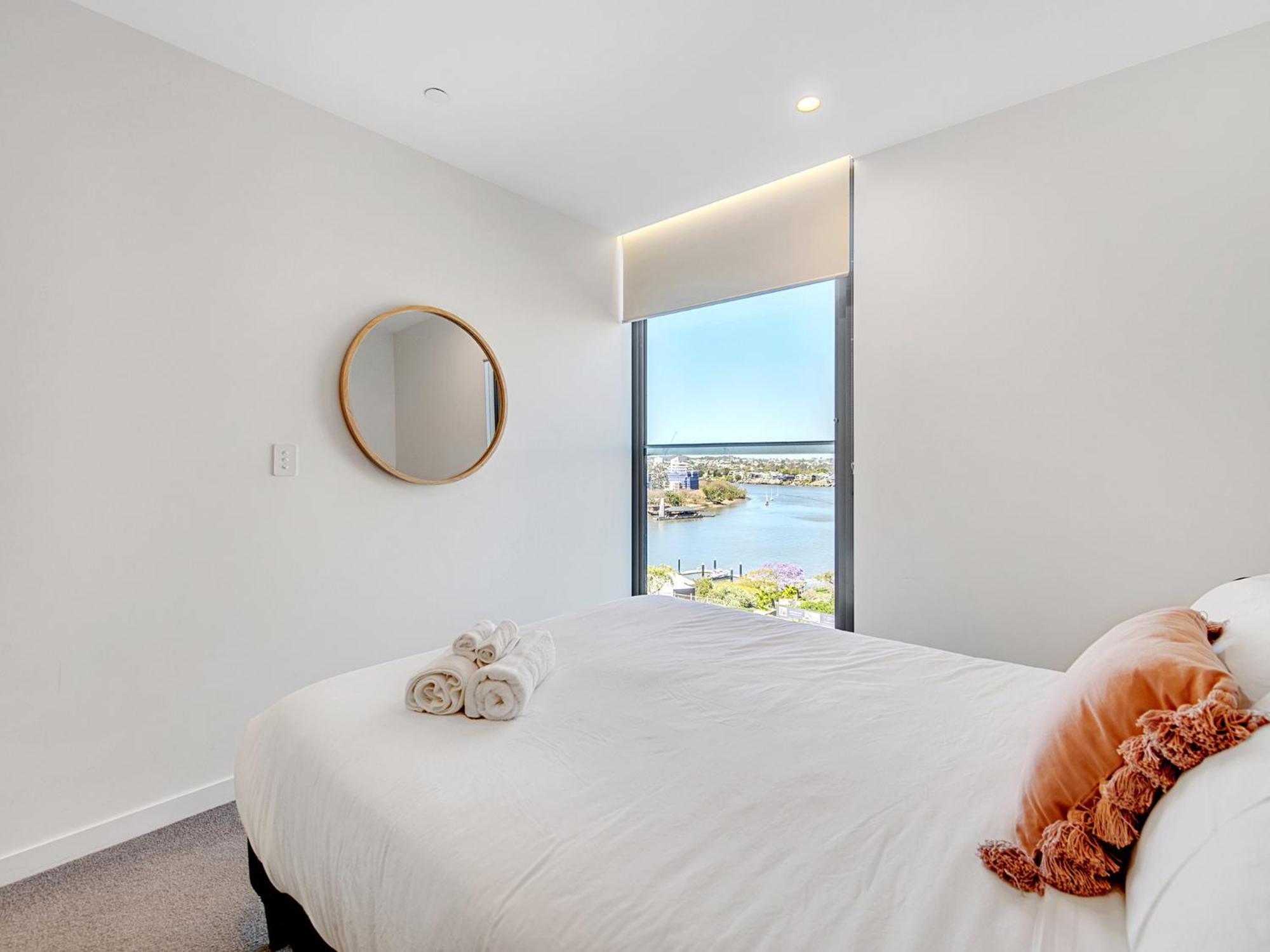 Lovely 2 Bedroom Executive * Brisbane