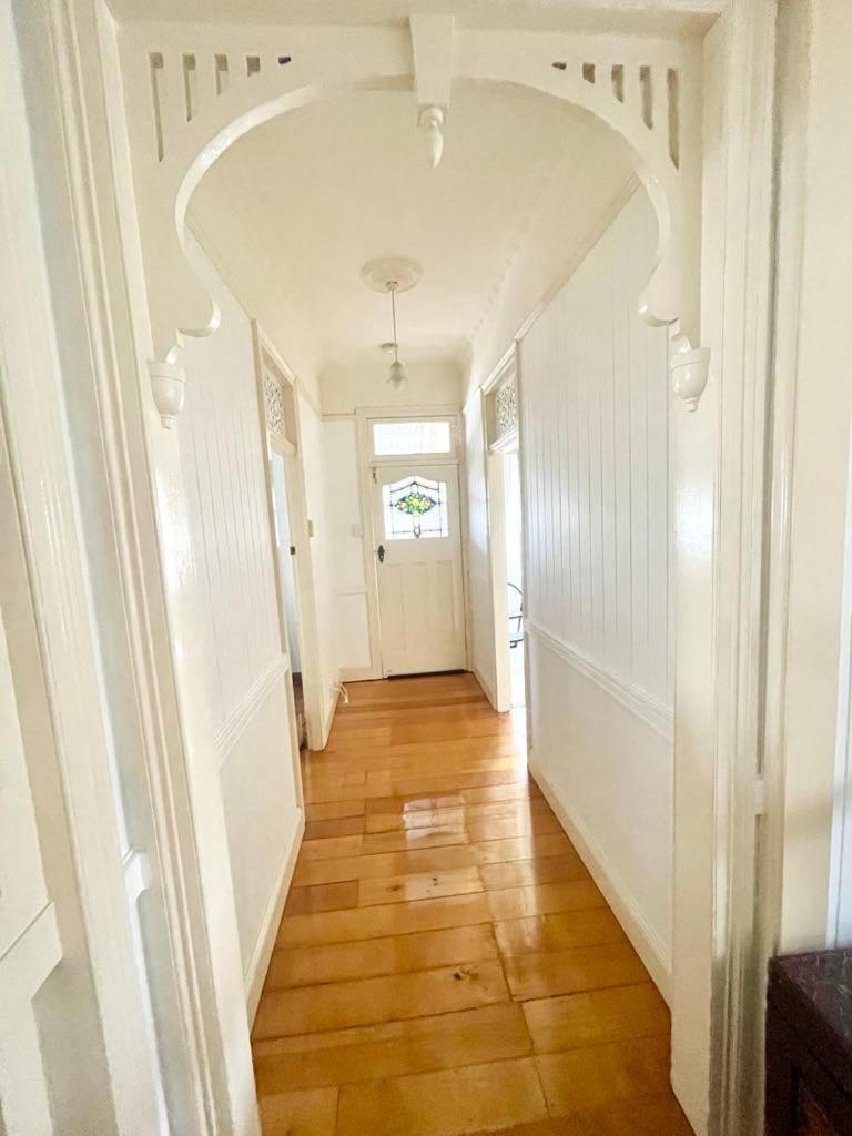Kent Street Retreat *