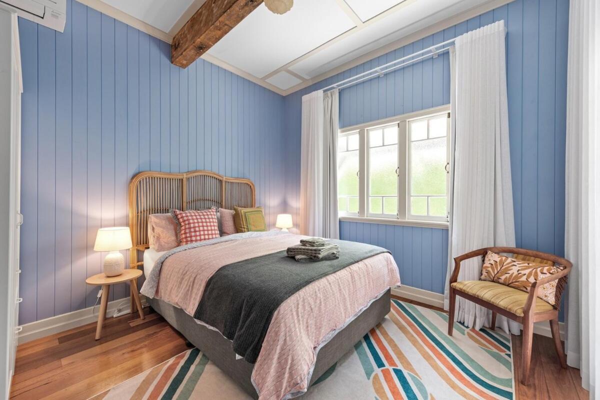 A Colourful Life 4bed-2bath-1car - Queenslander Holiday home *