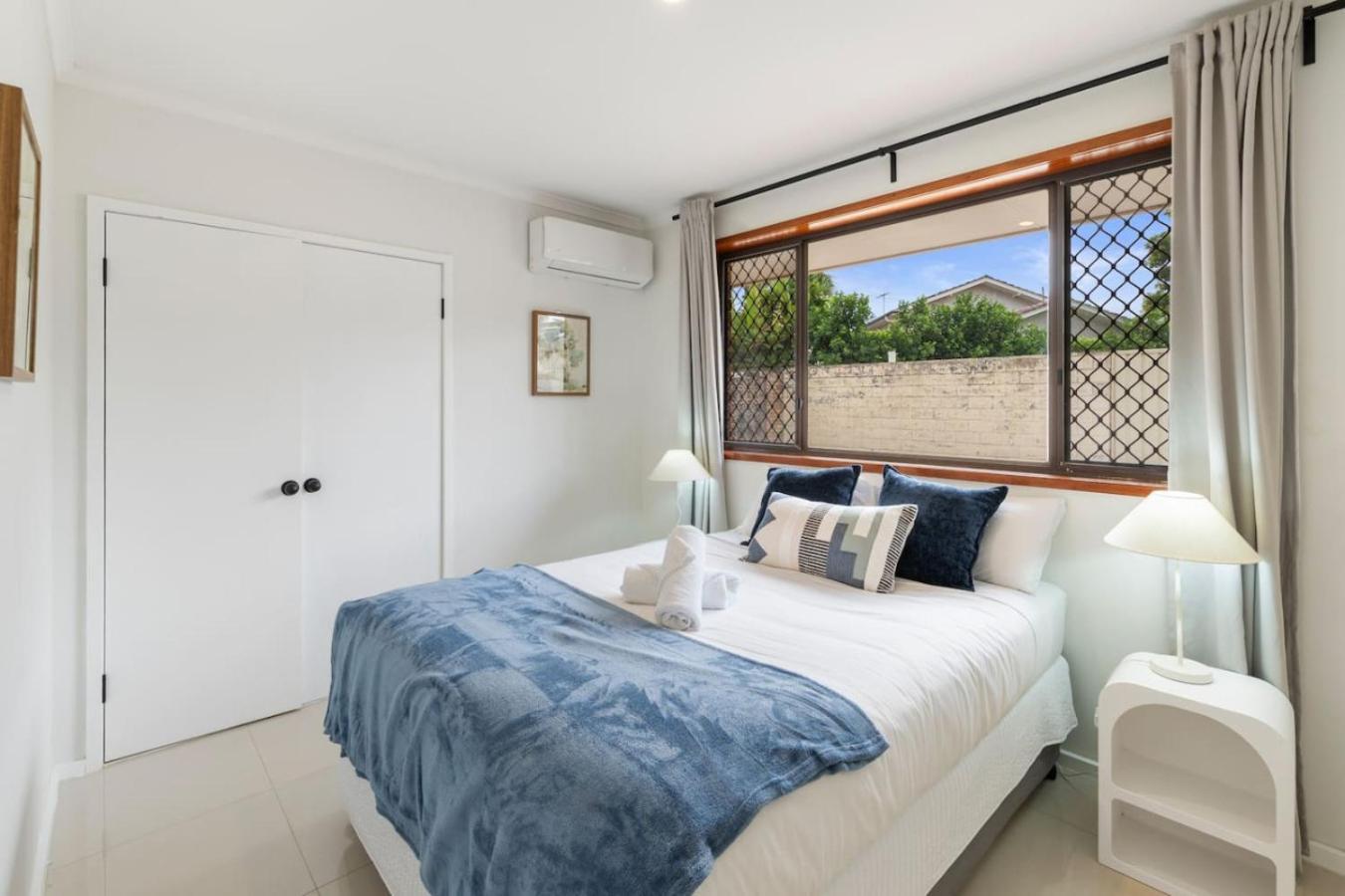 Cozy Comfort 4br Near Malls And Transport Holiday home *