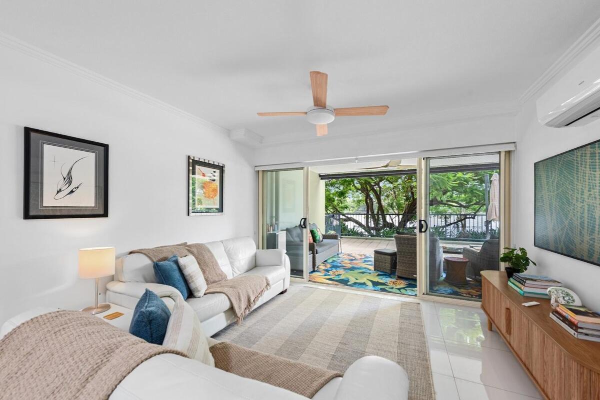 Riverfront Excellence 2bed-2bath-2car - West End Apartment Brisbane