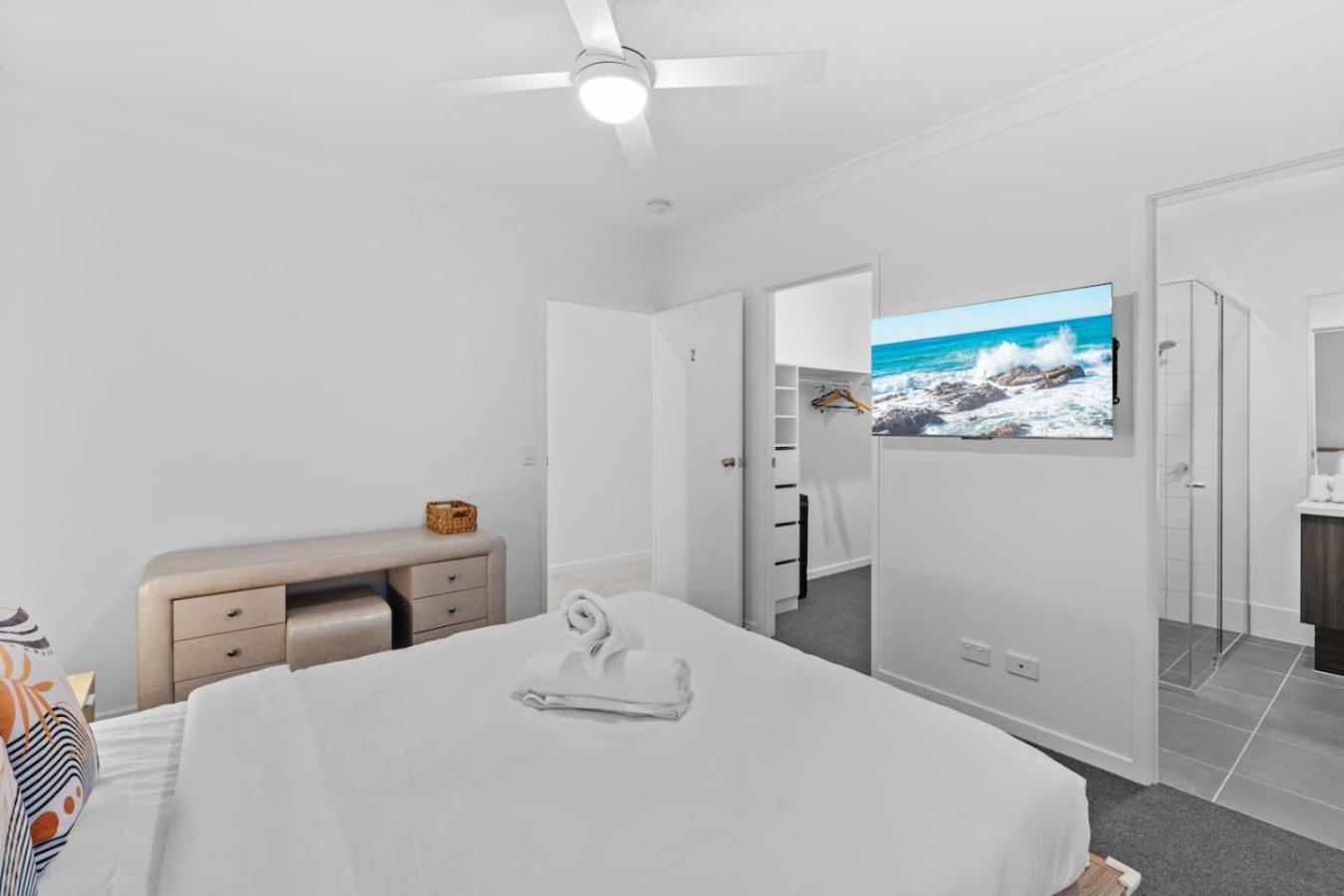 1mins To Mall Brandnew 4beds Cozy With Ducted Ac Casa de férias *