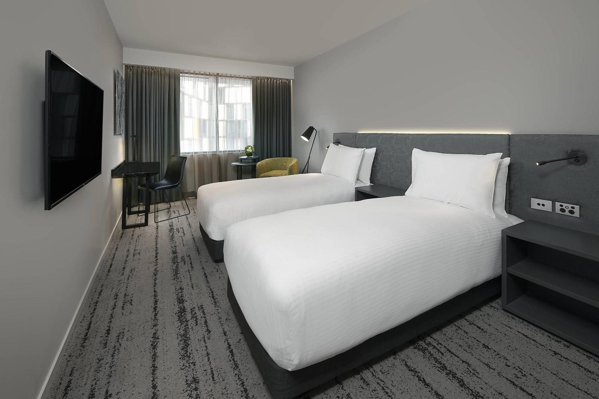 Courtyard By Marriott South Bank Hotel