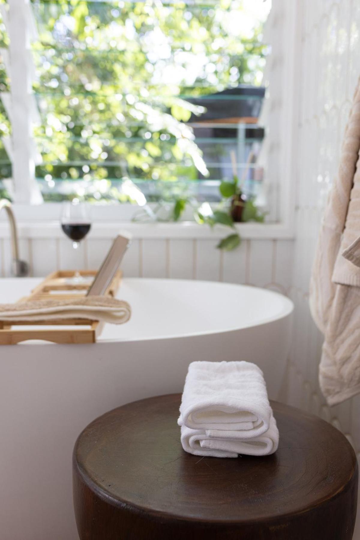 Seaside Haven Luxe Four Br Oasis With Plunge Pool Holiday home