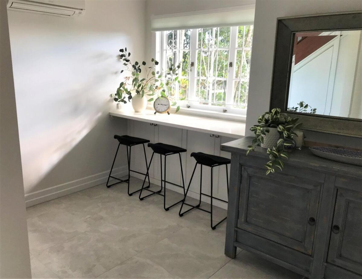 Stunning Private Unit With Pool Hosted By Homestayz * Brisbane