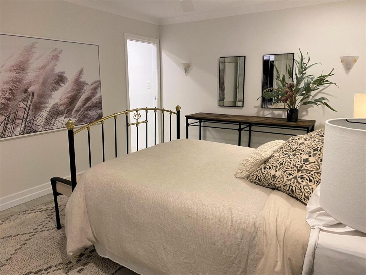 Stunning Private Unit With Pool Hosted By Homestayz