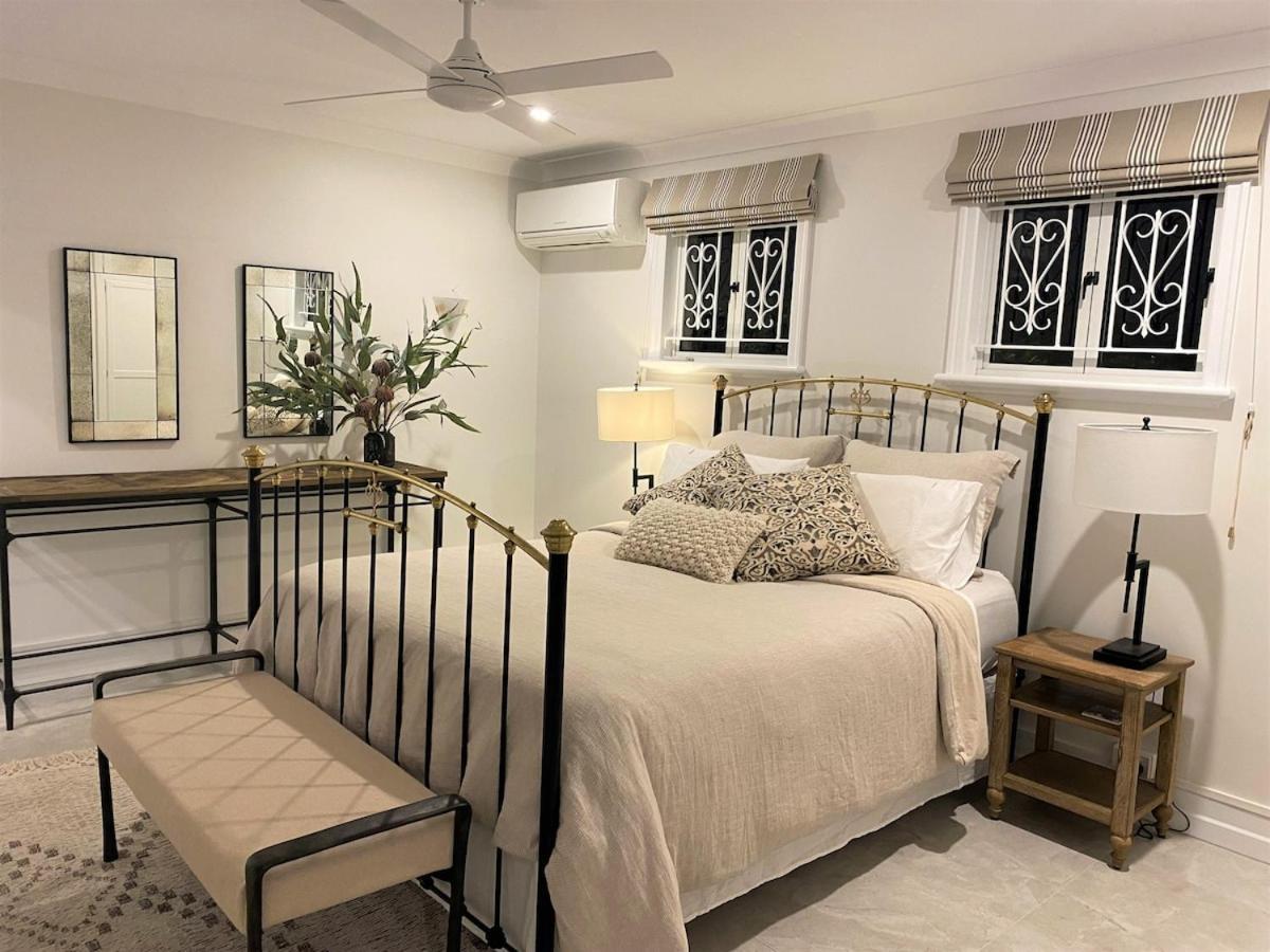 Stunning Private Unit With Pool Hosted By Homestayz Holiday home Brisbane