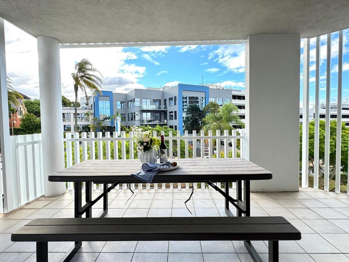 Prime Toowong 3br - Walk To Shops And Transport Apartment Brisbane