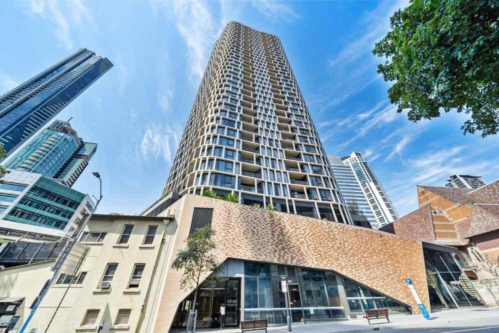 2-bedroom Riverside Lifestyle Living In Cbd Apartment Brisbane