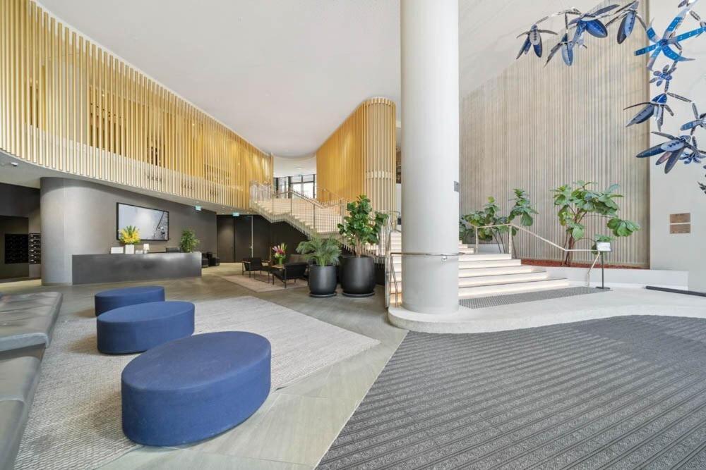 2-bedroom Riverside Lifestyle Living In Cbd Apartment *