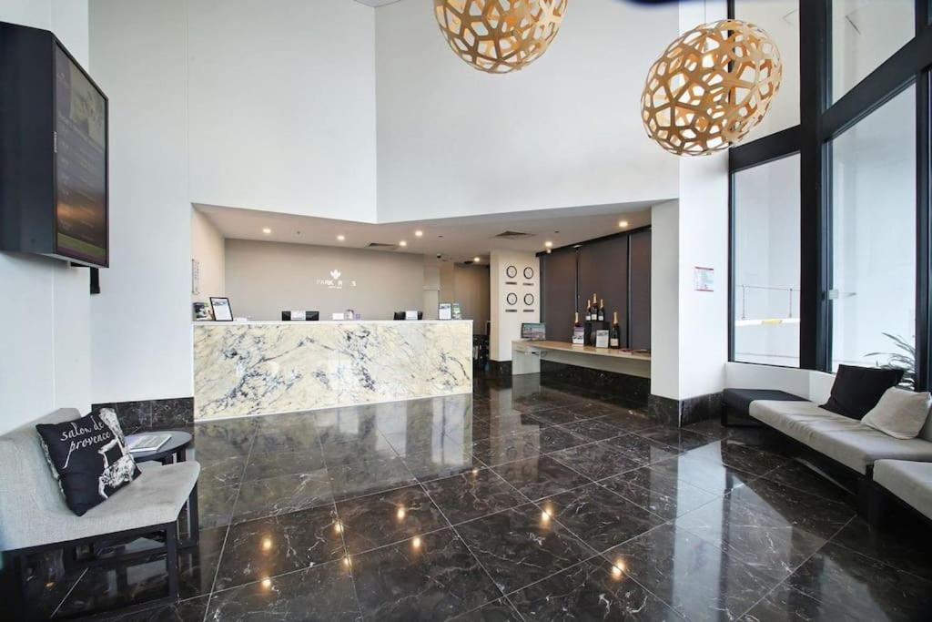 Cbd 1 Bed With Riverview Apartment *