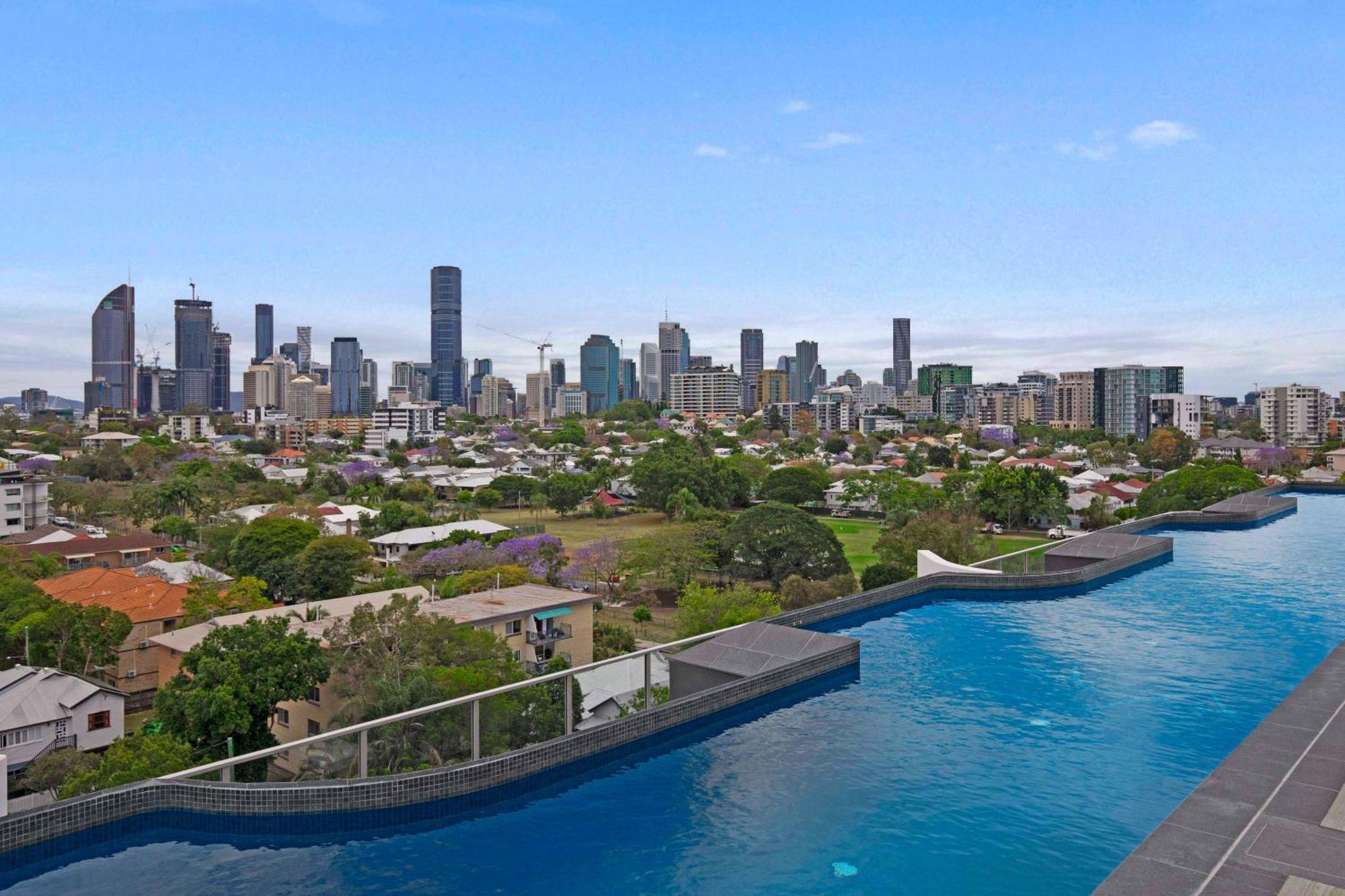 Gabba Oasis:luxury 3brm Pool *