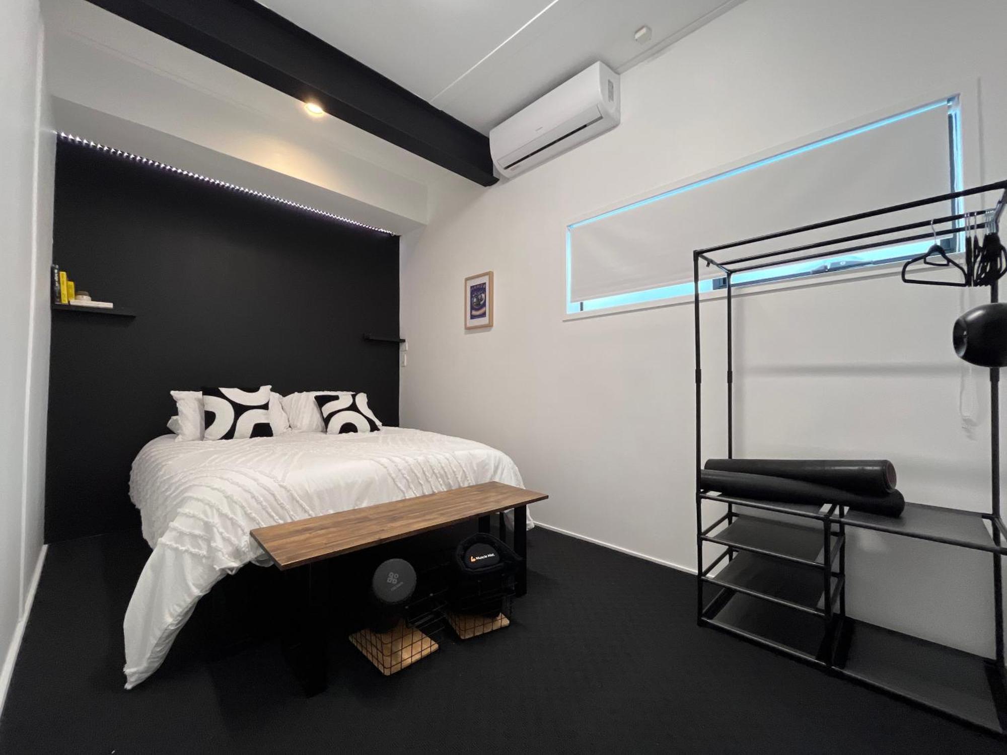 West Hub. Private Infrared Sauna Near & Much More! New Purpose Built Loft Style! * Brisbane