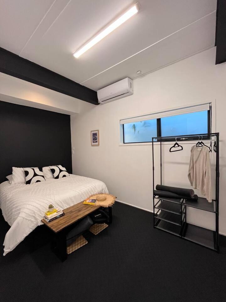 West Hub. Private Infrared Sauna Near & Much More! New Purpose Built Loft Style! *