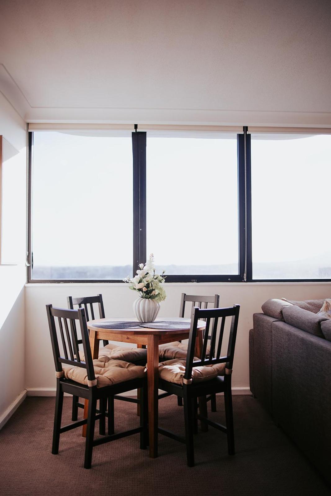 Riverview Cbd Level 22 *