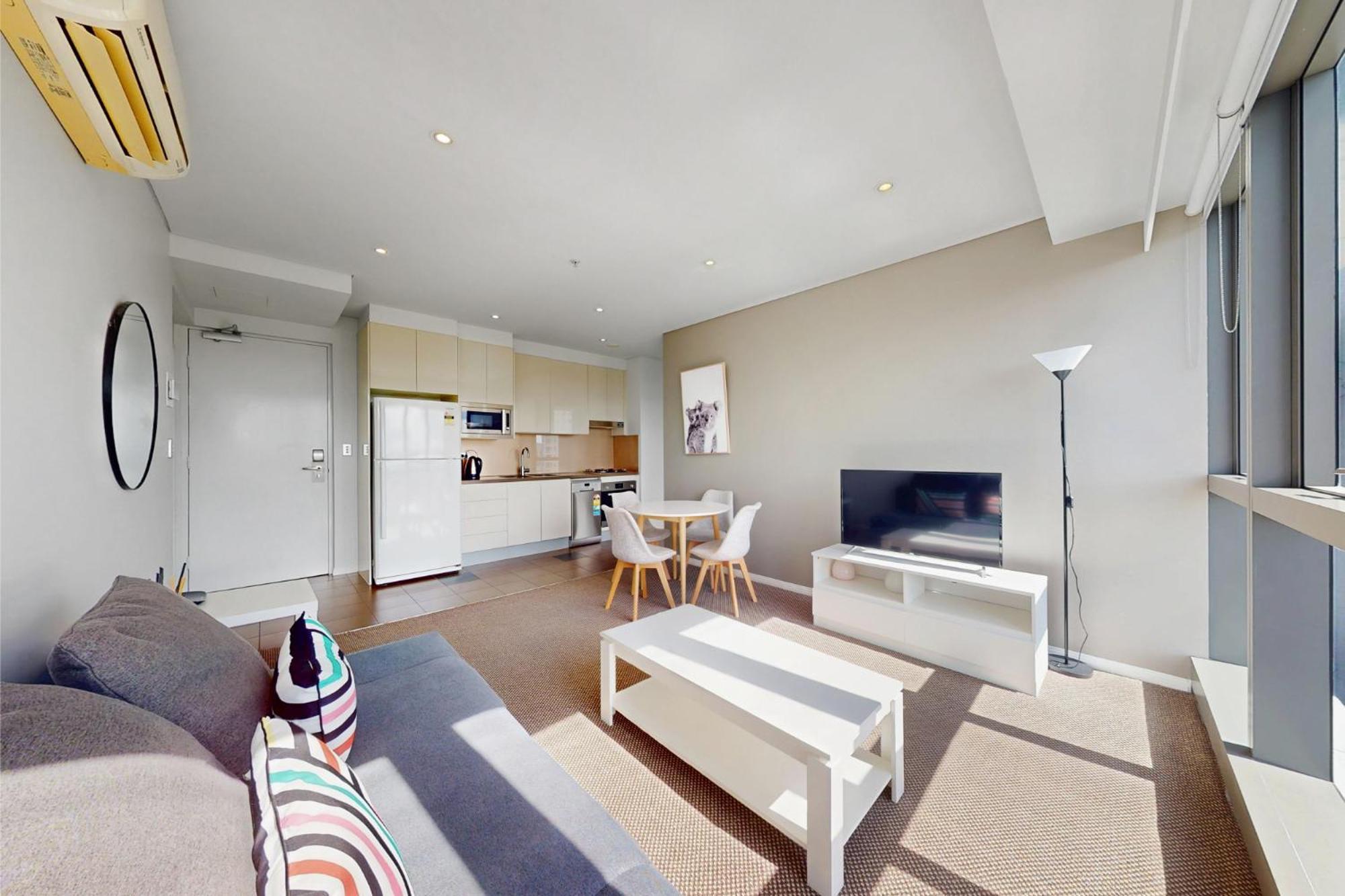 Apartment Prime Location View Meriton Soleil *