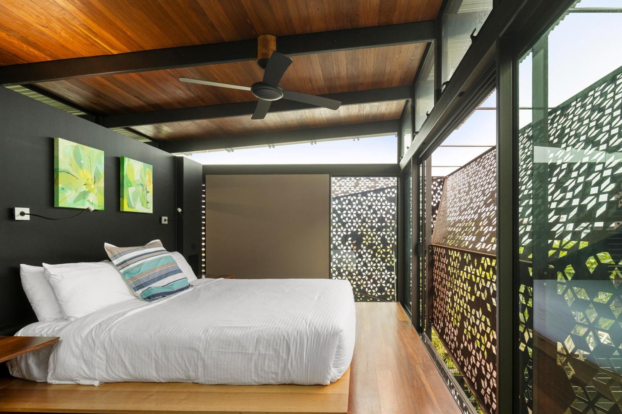 Inner Haven Enviro-luxury - With Free Parking Apartment *