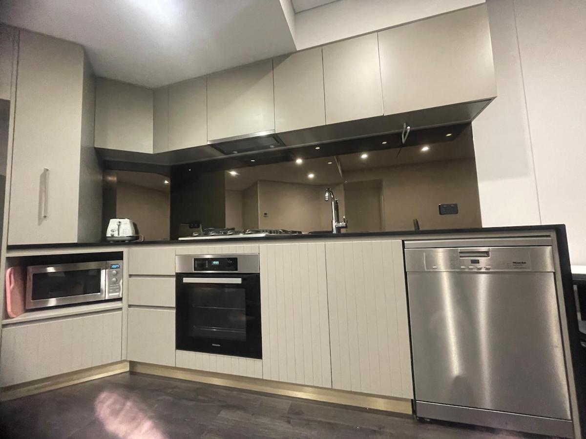 Riverview 1 Bed Luxury Apartment *