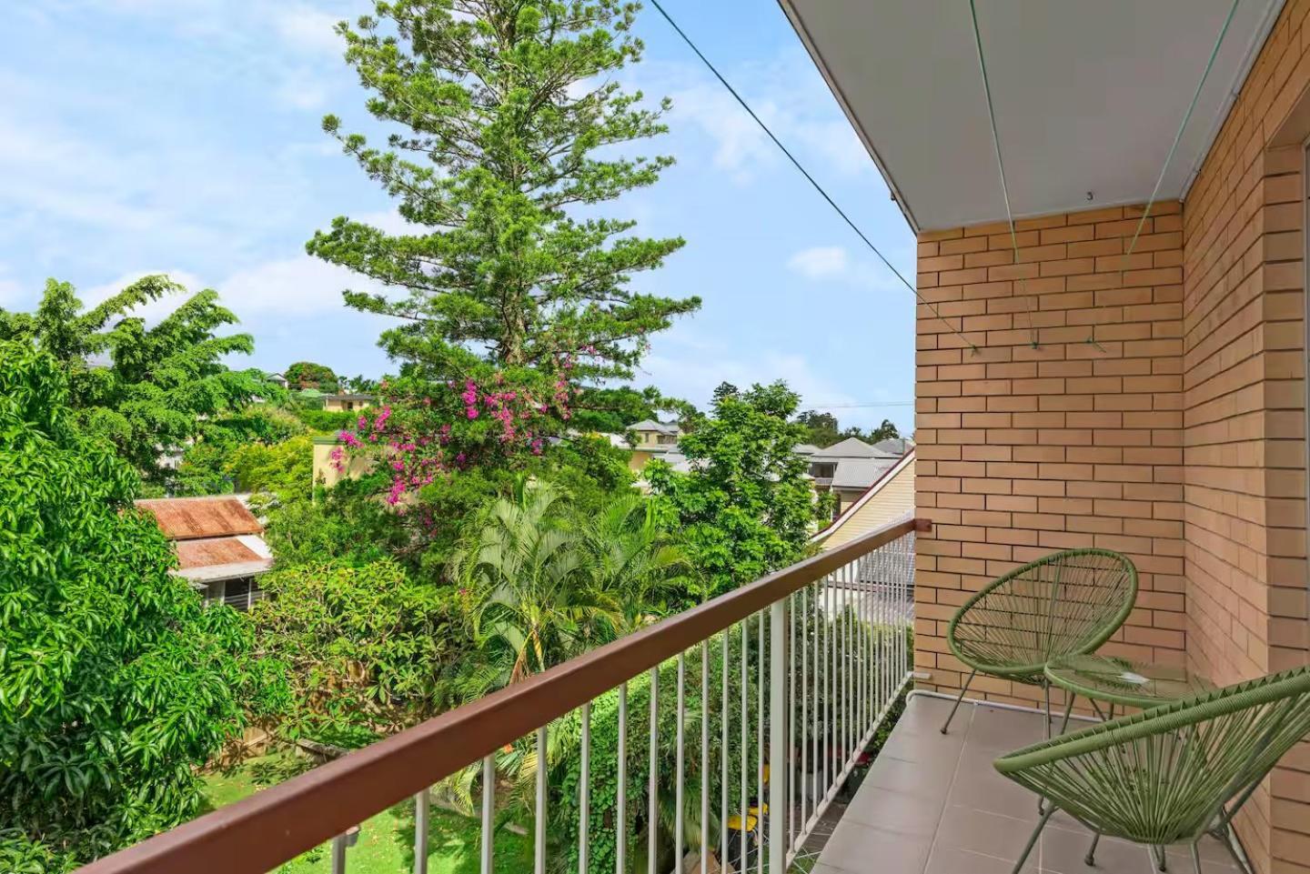 Apartment Lovely 3brm Near Gabba With Free Parking & Wifi *