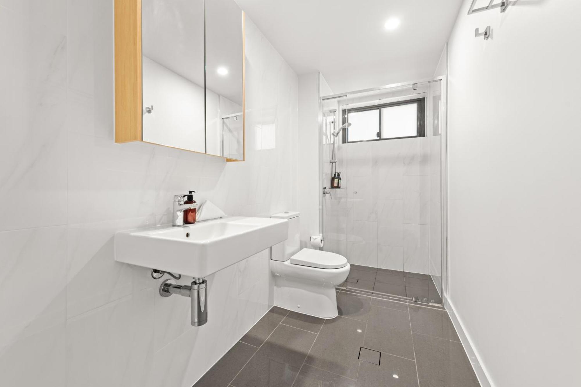 Stylish South Bank With King Bed & Huge Balcony! Apartment *